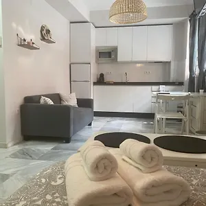 Quattro Triana En Salado Appartamento